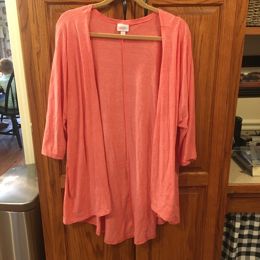 Lularoe Lindsay kimono